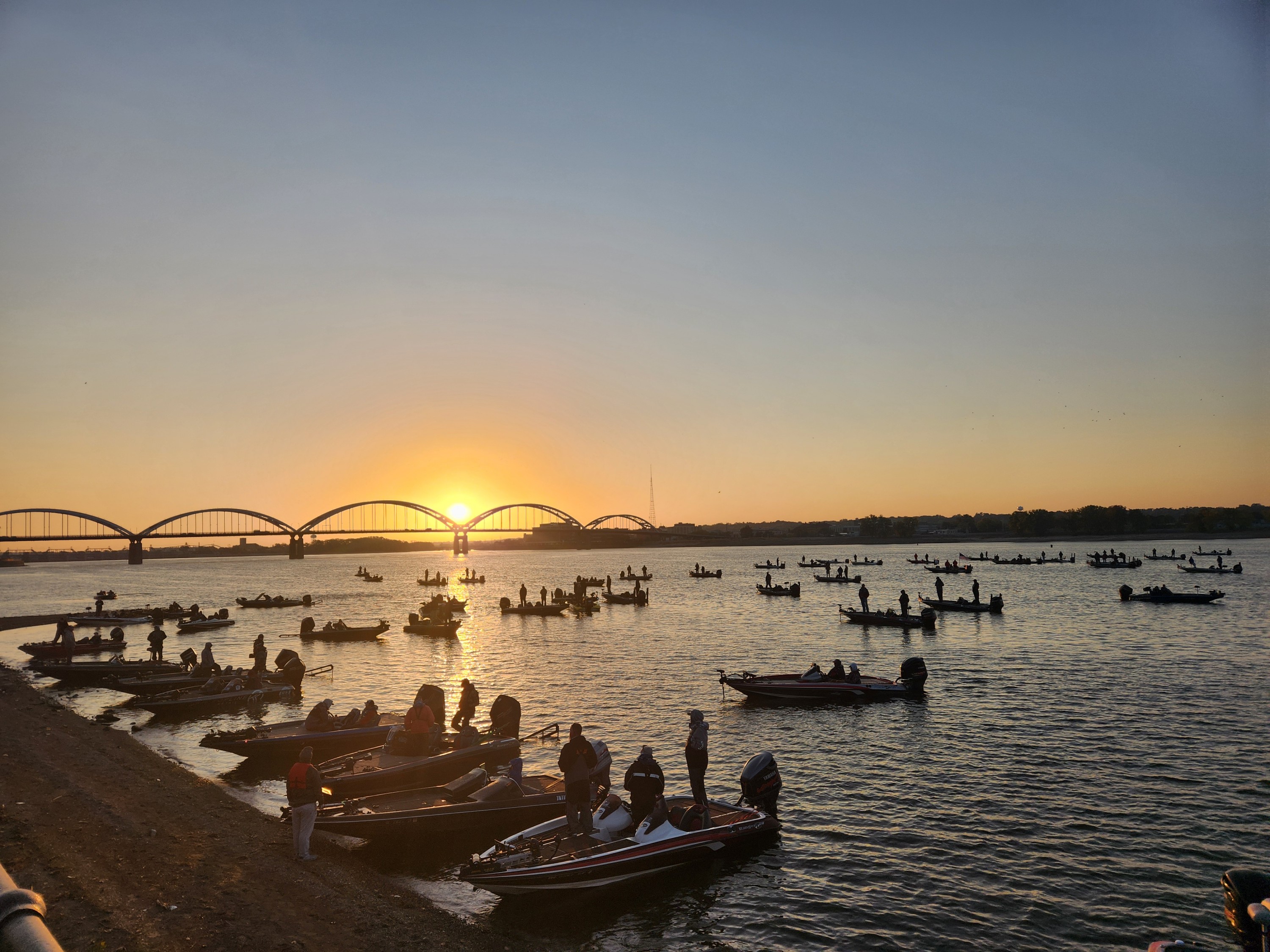 Image for Fishing gets a whole lot bigger on the Mighty Mississippi
