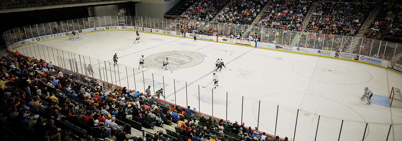 QC Storm Game and Players on Ice