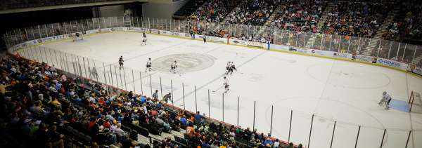 QC Storm Game and Players on Ice